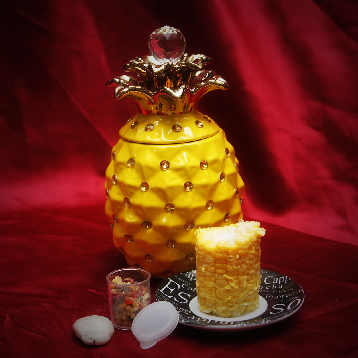 The Pineapple of Prosperity and the Amulet to protect your Job/Business
